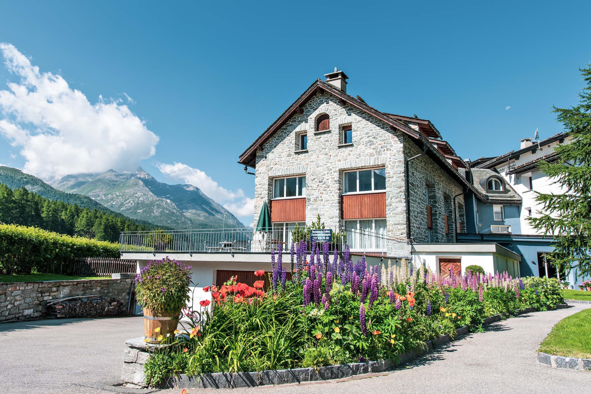 Soliva chesa hotel randolina sils engadin 01