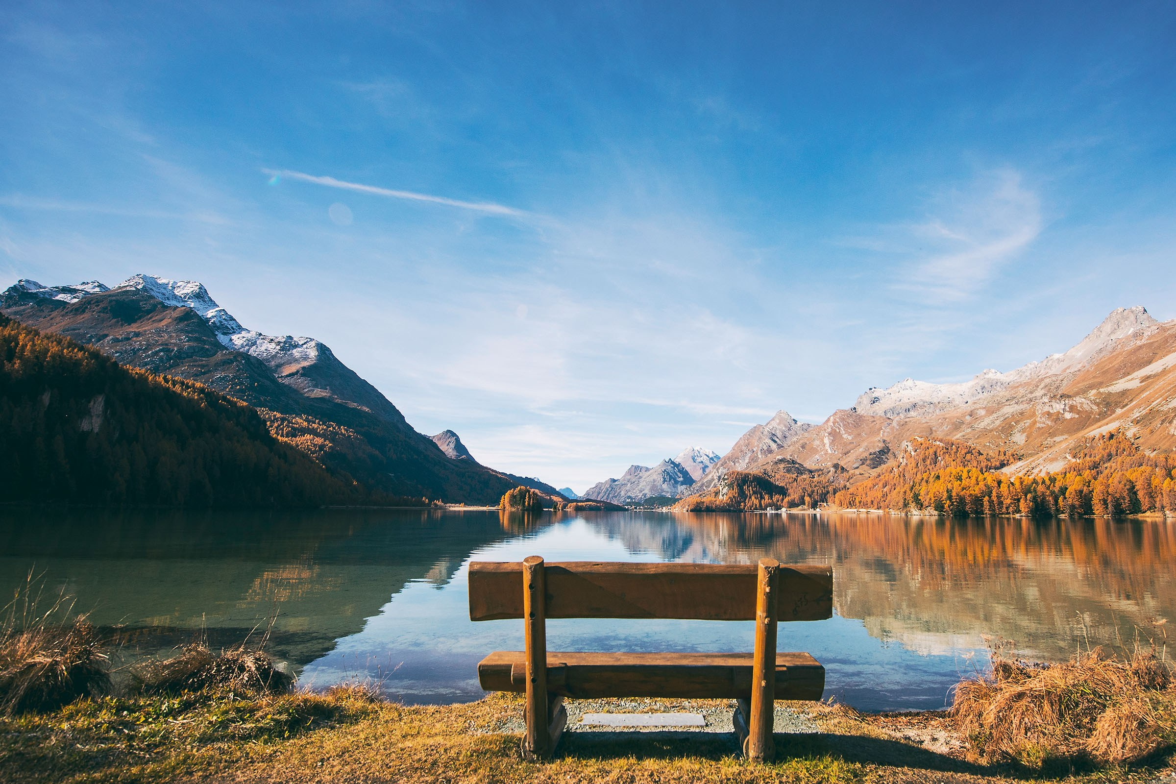 Im Engadin zu Hause:
Elegante Ferienwohnungen
an bester Lage in Sils Baselgia